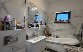 CASA PARTER LOCUITA UTILATA TOTAL IN BARIERA VALCII - Poză 6
