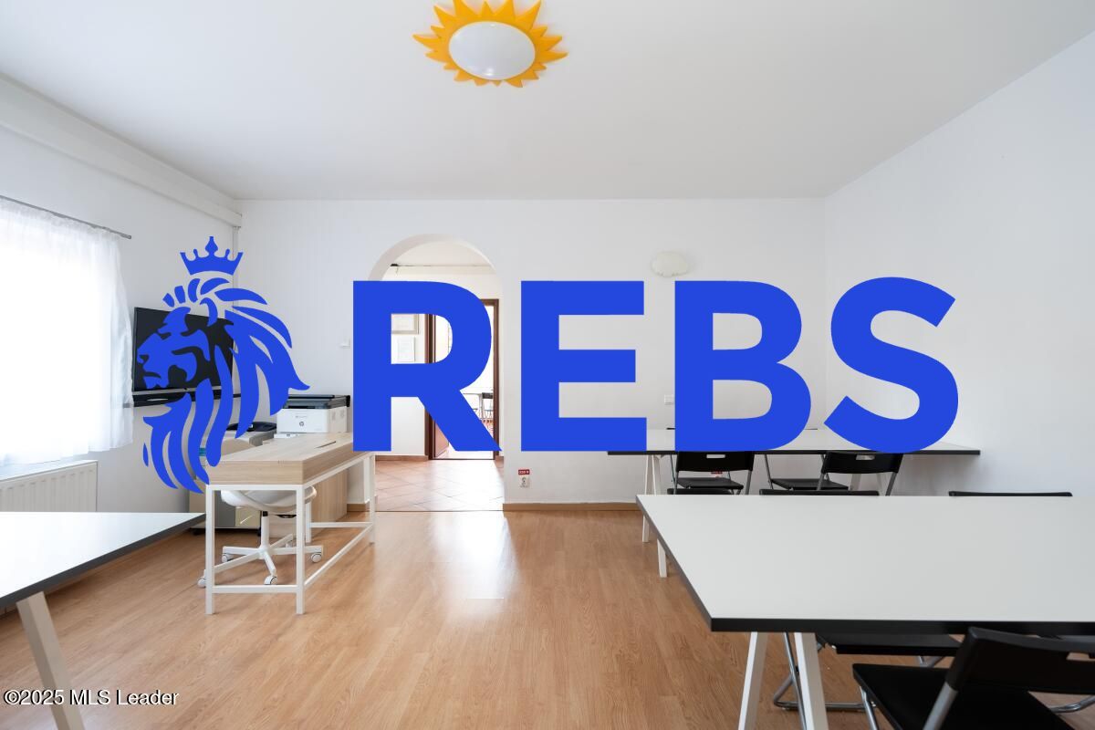 Salcamilor - Bd. Dacia, Vila renovata 223 mp utili, inchiriata! - Poză 1