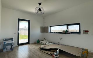 Duplex cu arhitectura deosebita - Mosnita Noua - Poză 5
