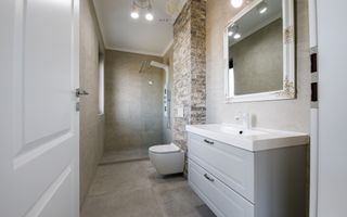 OFERTA VANDUTA - Casa de vis în Dumbrăvița - confort, siguranță și natură! - Poză 42