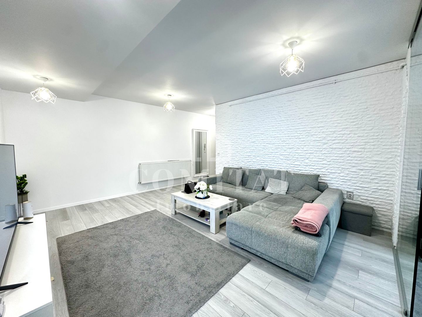 Apartament 3 camere | Etaj intermediar | Cartier Terra-Floresti - Poză 3