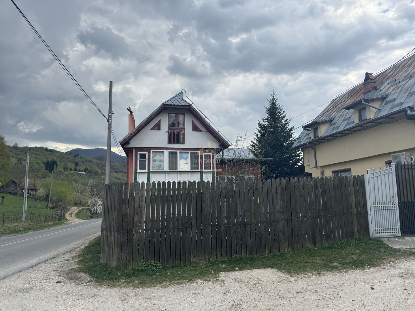 CASA DE VACANTA ZONA RUCAR - POSADA - Poză 49