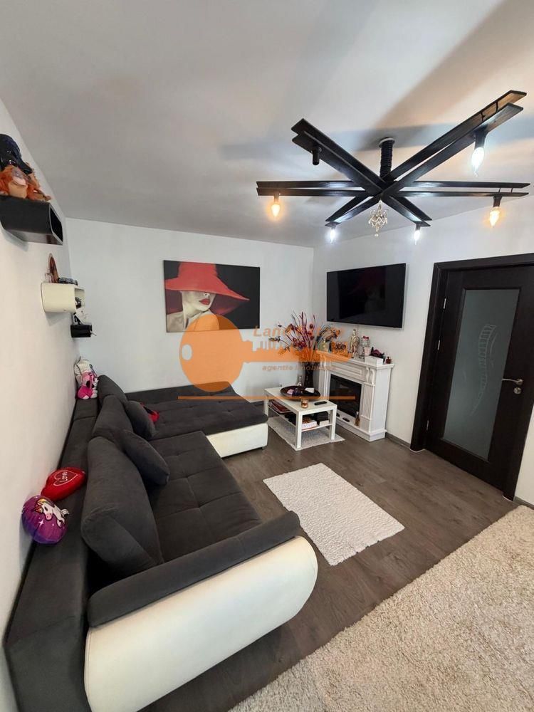 Apartament cu 2 camere in zona Stefan Cel Mare - Poză 7