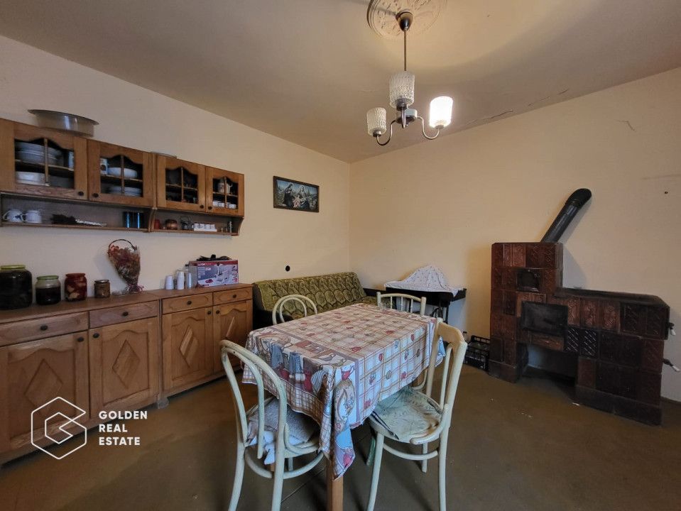 Casa cu 2 corpuri de cladire, oras Lipova - Poză 12
