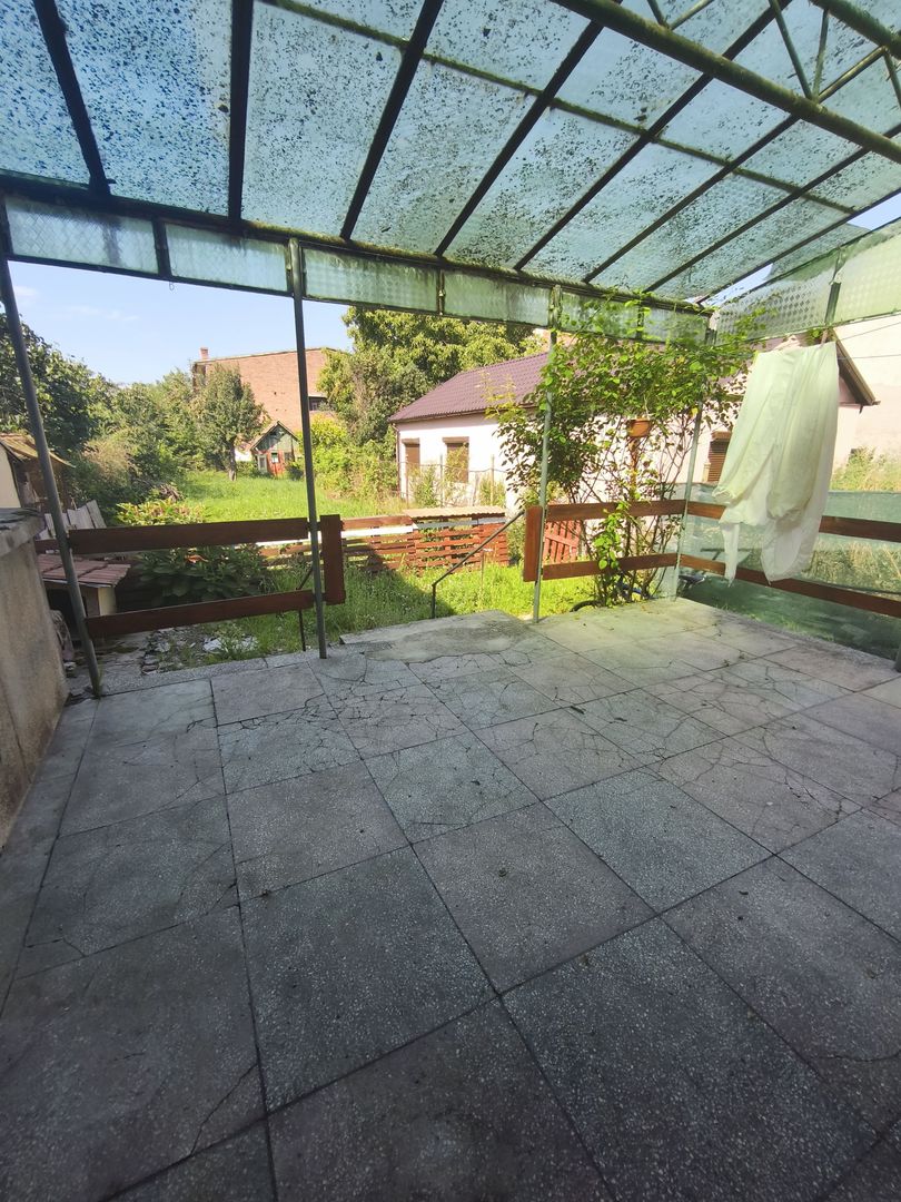 Casă 90 mp utili | Curte delimitata | Cota 1/2 teren | (Primăverii ) - Poză 3