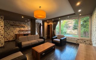 Casă cu 6 camere, 320 mp utili, gradina, garaj, zona Home Garden - Poză 1