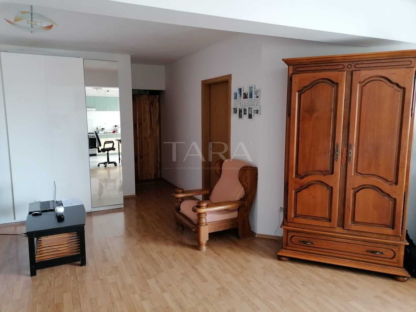 Apartament modern, zonă centrală, terasă 9 mp. - Poză 3