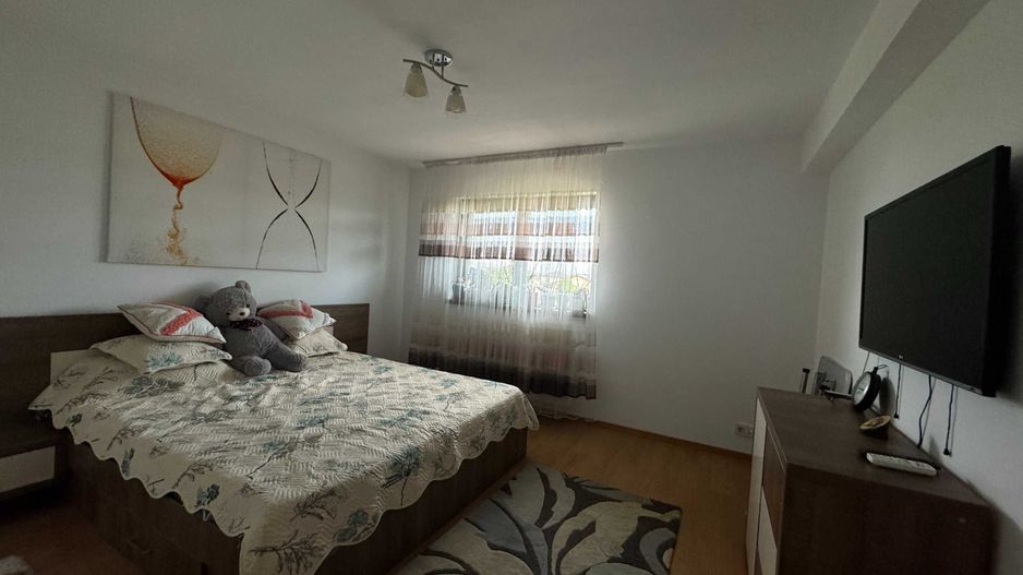 Casă de închiriat Odai-Otopeni| curte 300 mp | panouri fotovoltaice - Poză 8