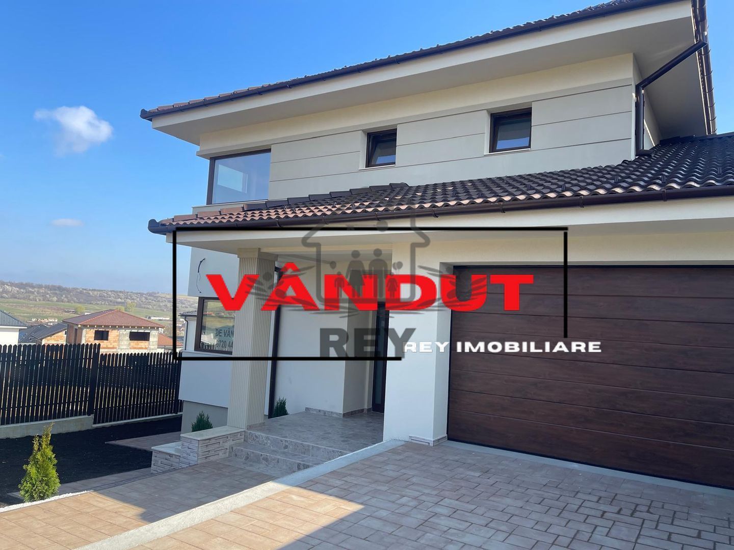 Casă modernă de vânzare,175 mpu,413 mp de teren,Cisnădie/Cisnădioara - Poză 1