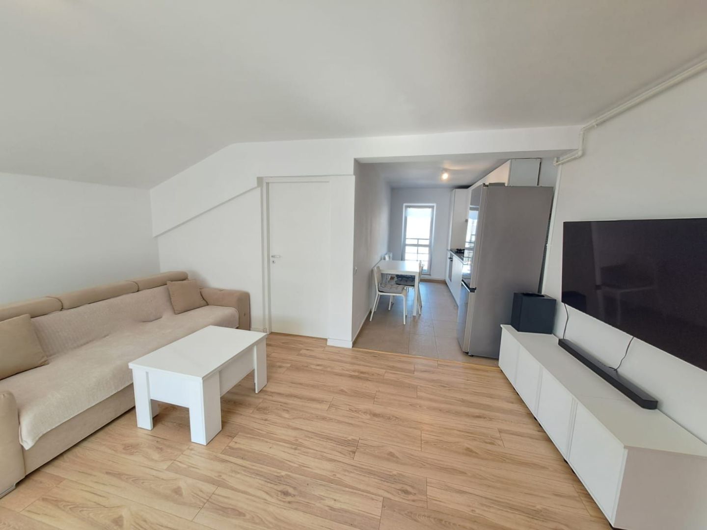 Apartament 2 camere plus terasa de 22 mp - Poză 1