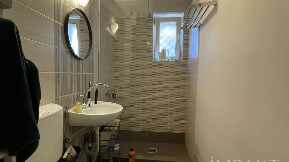 Apartament cu 2 camere langa Teatrul national (centru) - Poză 8
