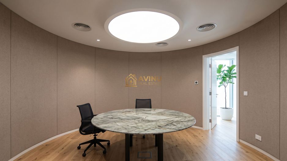 Spațiu Comercial Versatil 356mp în Cortina North | 0% Comision - Poză 3