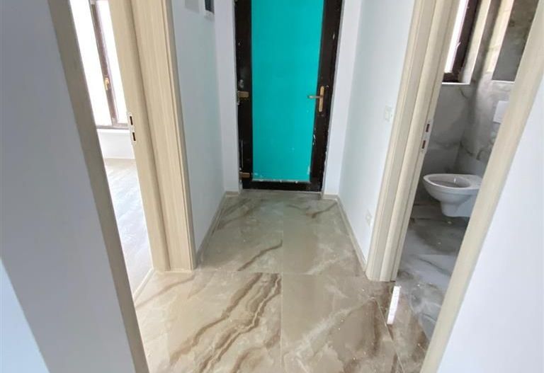 Vand duplex P+E 120mp 3 bai 4 dormitoare Mosnita Noua - Poză 11