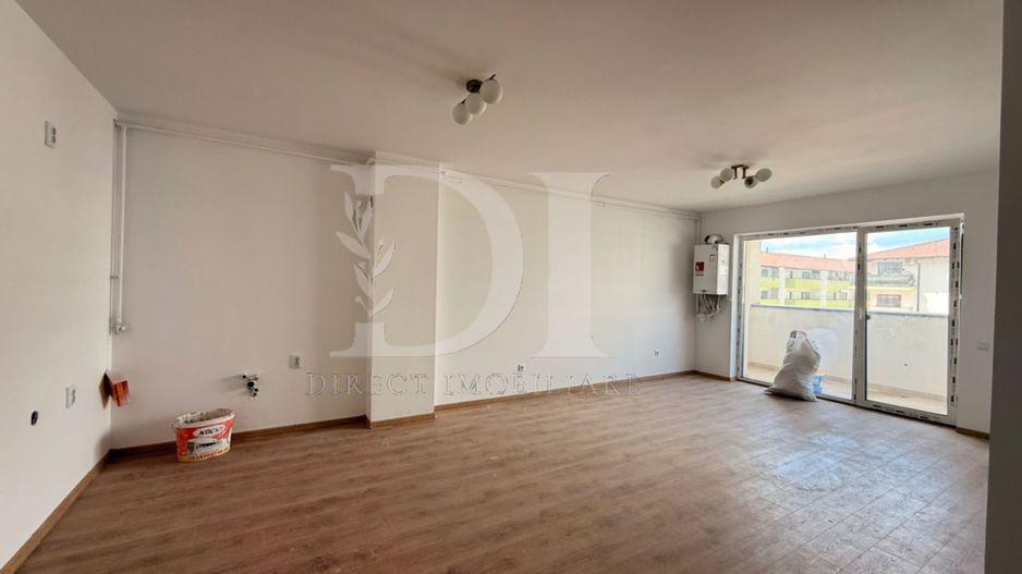 Apartament finisat / etaj intermediar / Eroilor - Poză 1