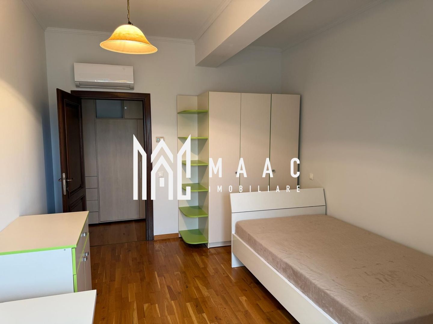 Penthouse exclusivist de închiriat – Strada Hipodromului, Sibiu - Poză 18