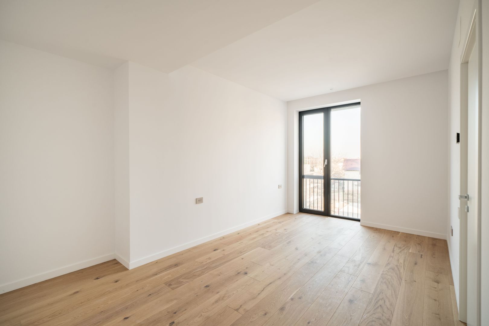 Apartament de 2 camere in Amber Forest - Poză 6