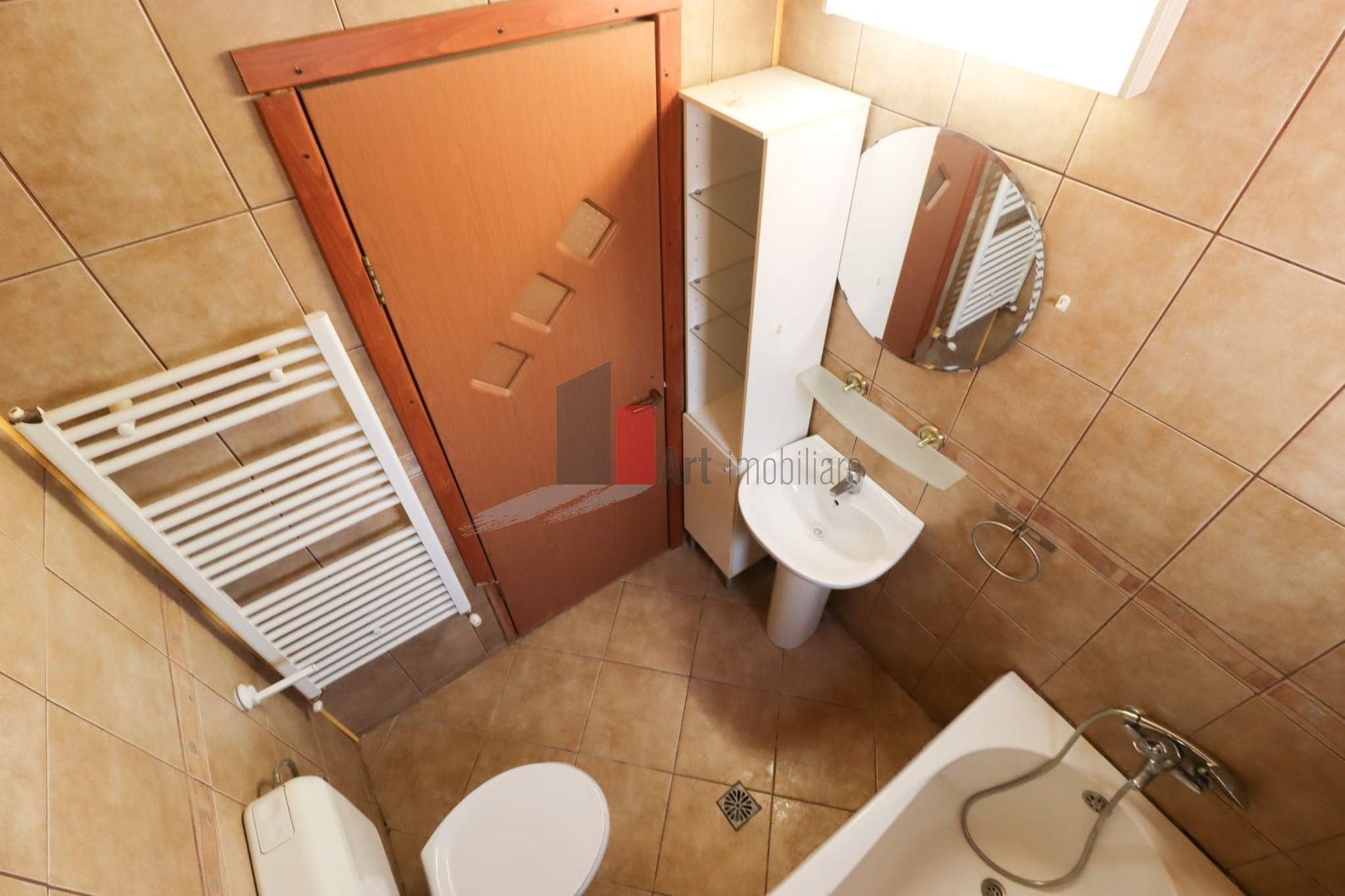 Apartamentul "QETO", bloc cu curte interioara, LIBER - Poză 22