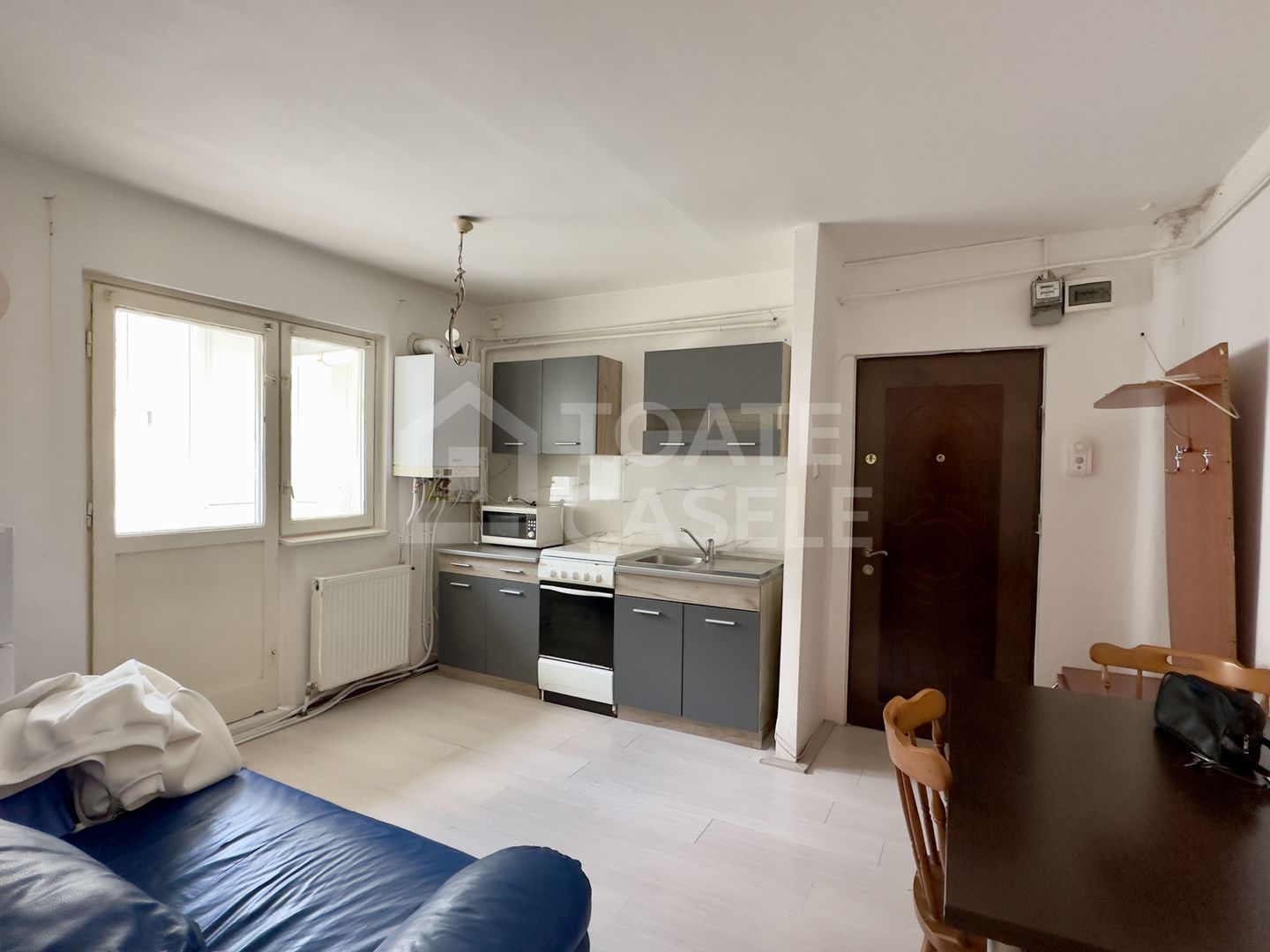 Apartament cu 2 camere decomandate,  zona Piata Marasti - Poză 3