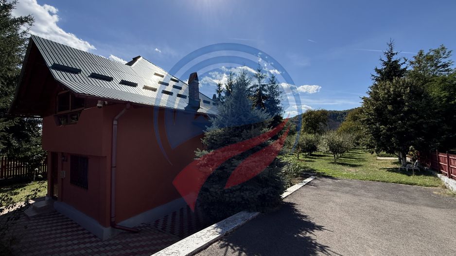 CASĂ DE VÂNZARE – MĂLURENI, JUDEȚUL ARGEȘ | 154 MP | TEREN 2.100 MP - Poză 28