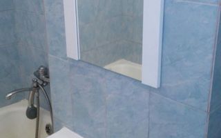 Apartament cu 3 camere de vânzare în zona Central - Poză 3