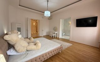 Apartament istoric de lux cu 3 camere de 130mp langa Prefectura - Bastion - Poză 11