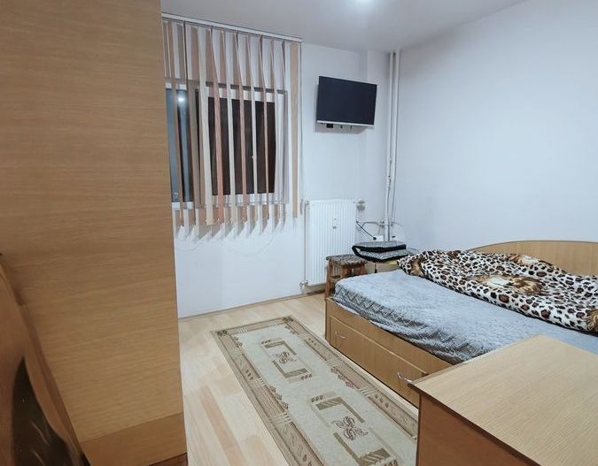 3 camere decomandat Metrou Aparatorii Patriei. - Poză 4