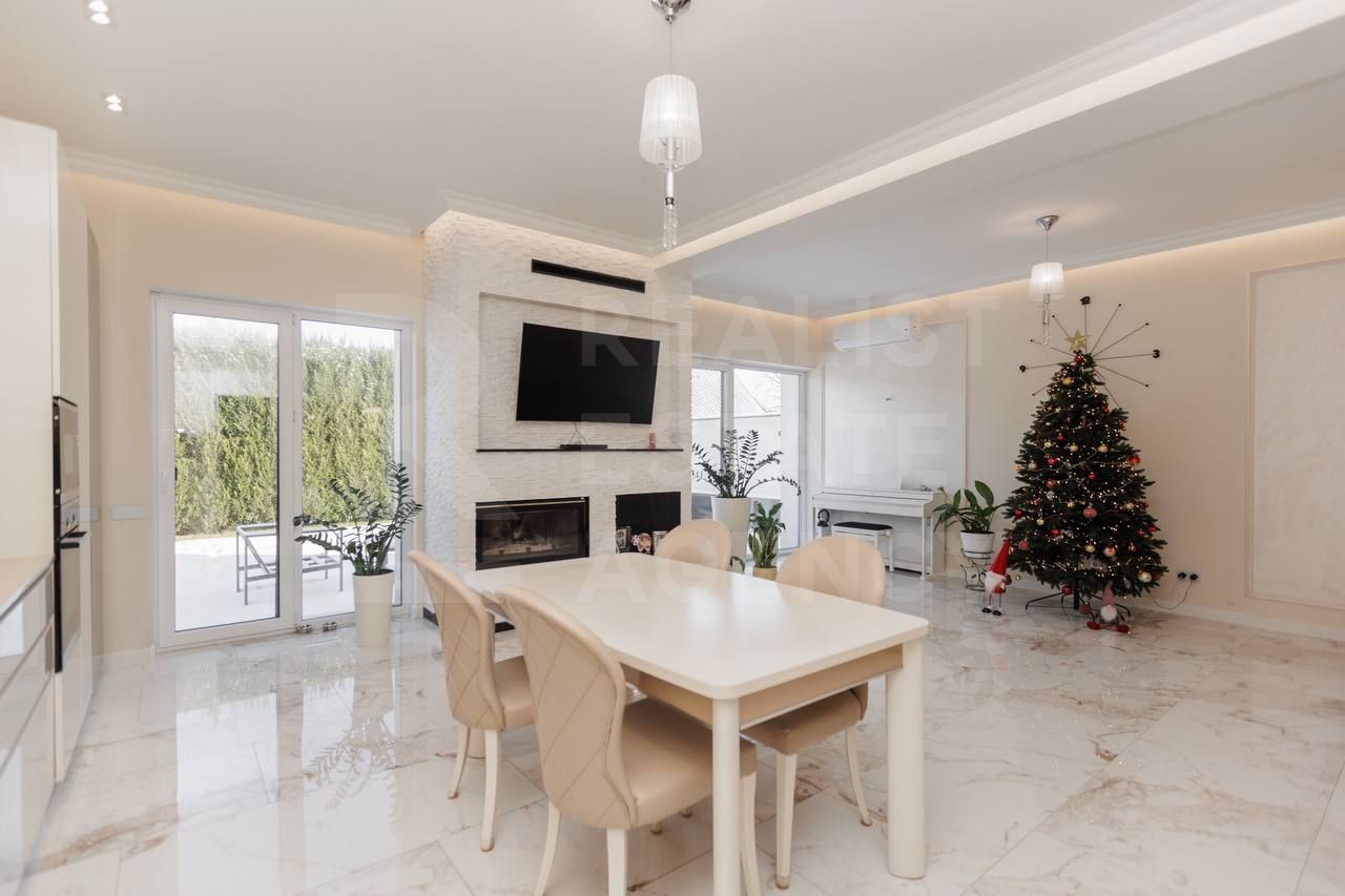 Vânzare, duplex, 5 camere, str. Ion Calimachi, Buiucani - Poză 1