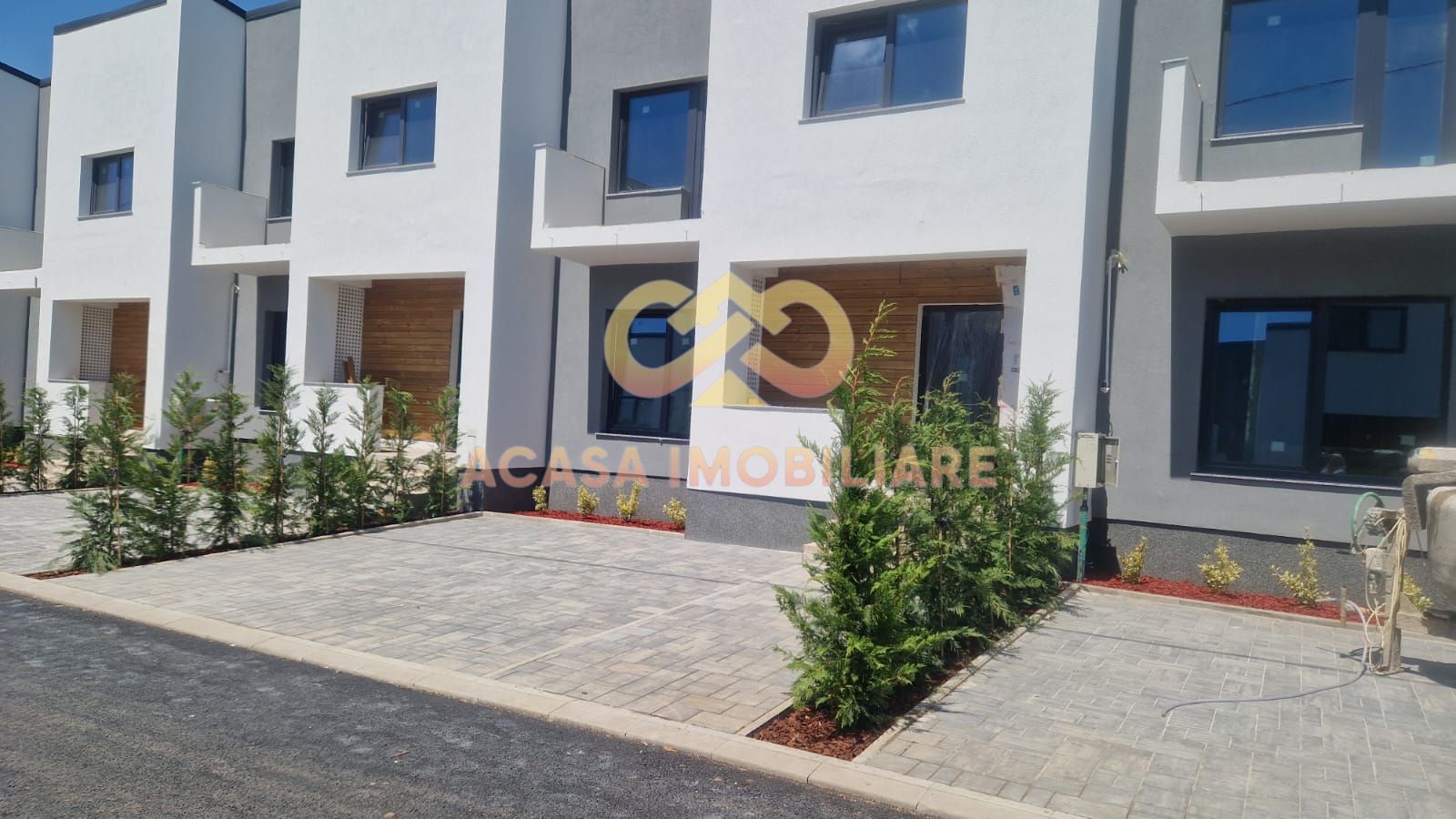 NOU APARTAMENT 4 CAMERE INTABULAT  101 MP CU GRADINA - Poză 17