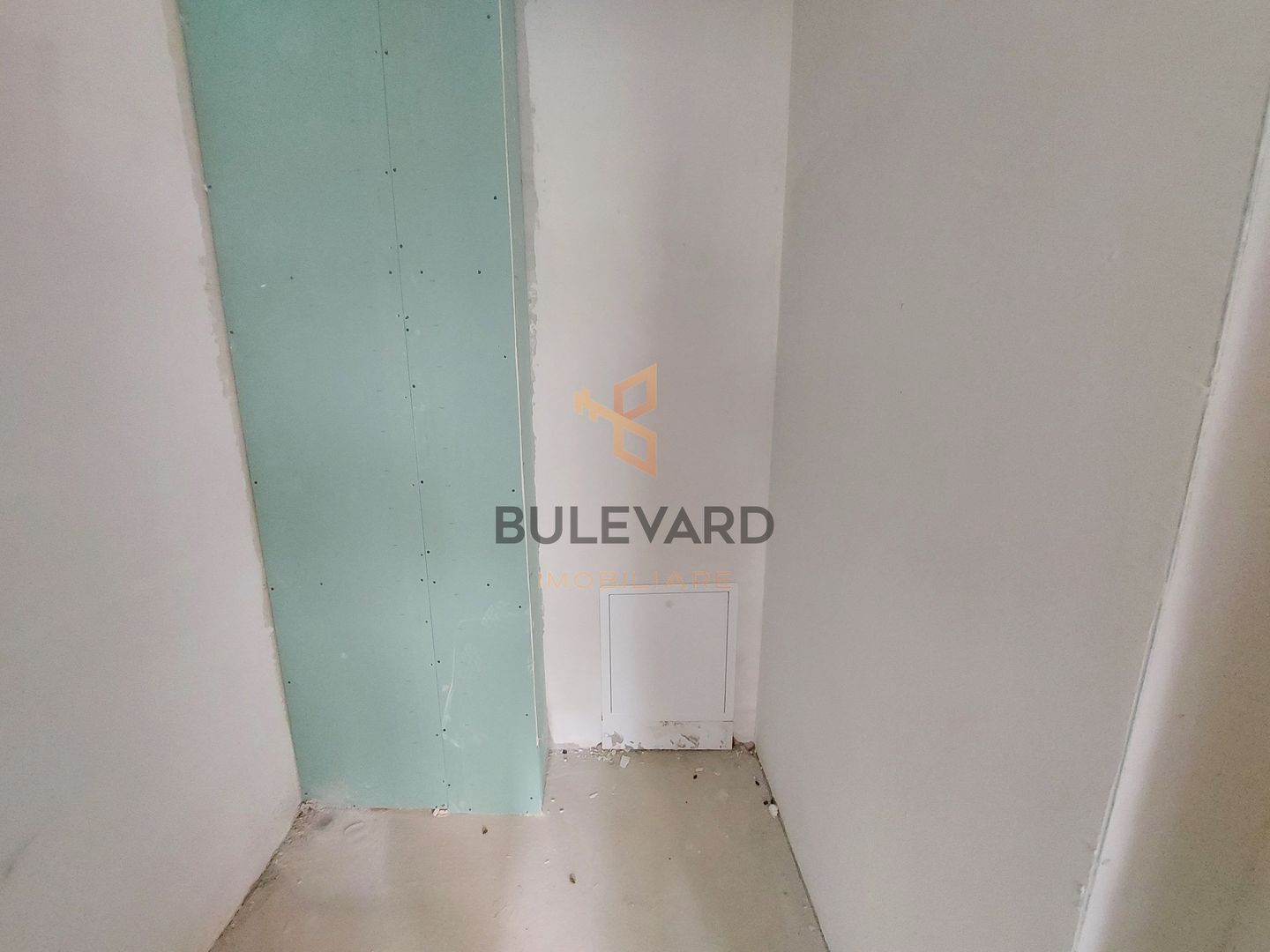 Apartament cu 2 camere+parcare subterana+boxa in zona Vivo! - Poză 11
