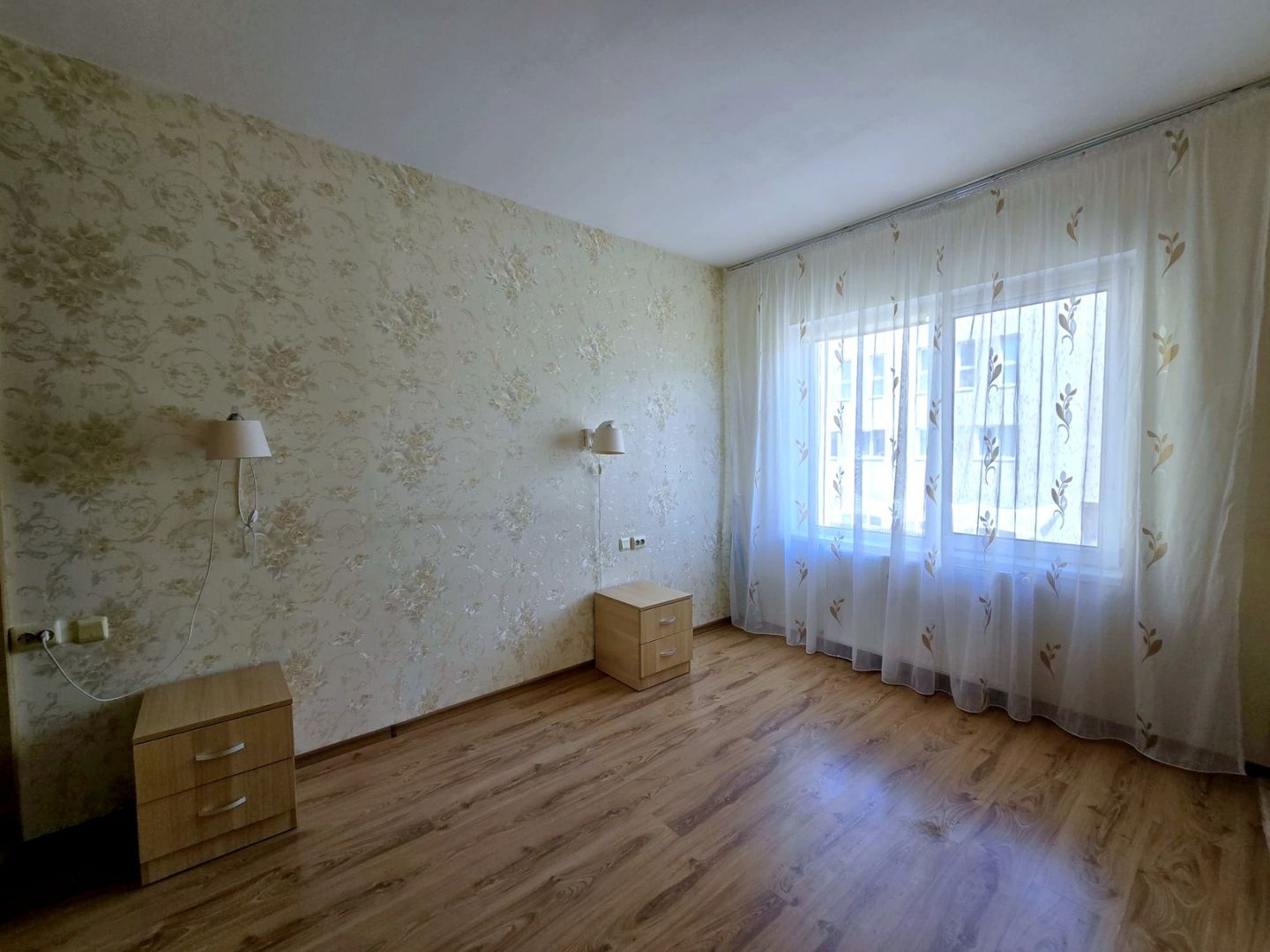 Apartament cu 3 camere de vânzare, parcare– Șesul de Sus, Florești - Poză 3