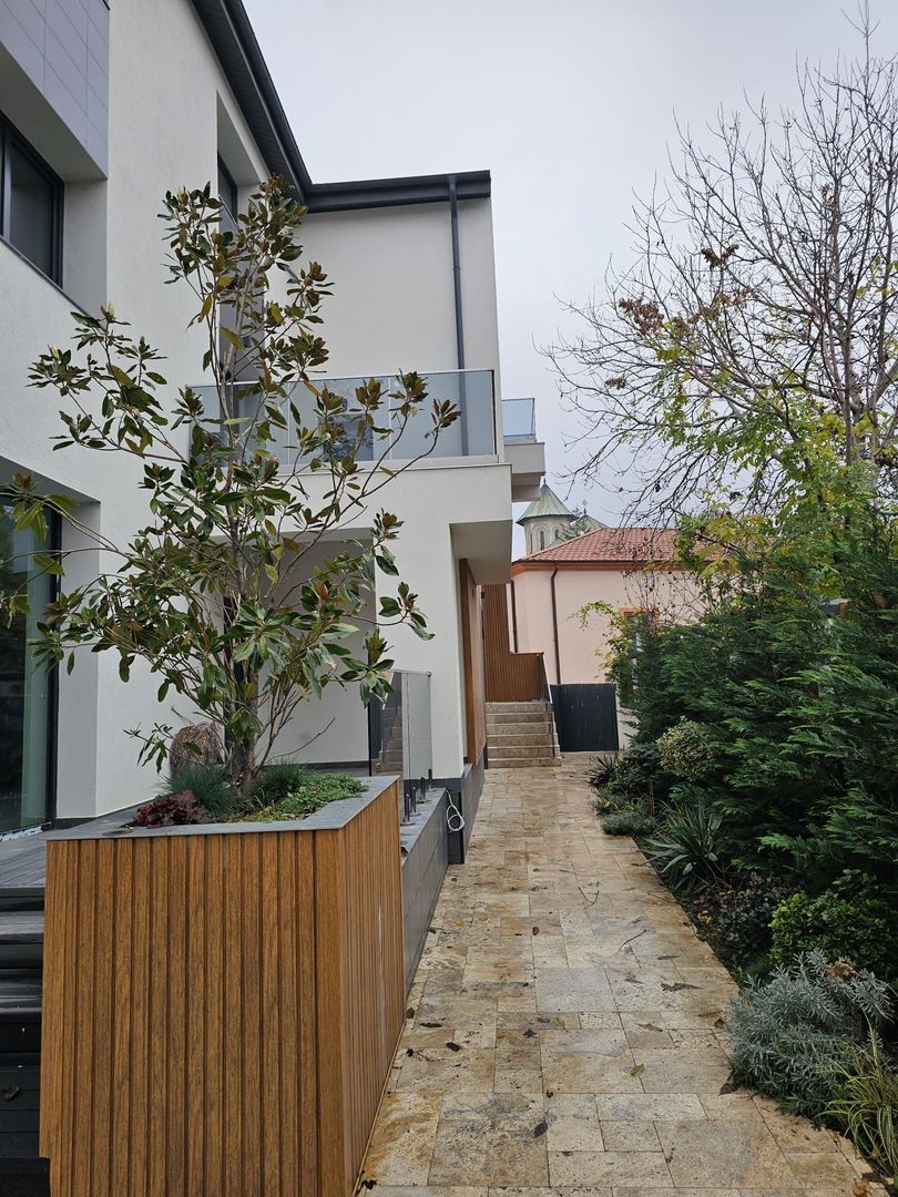 Apartament cu 2 camere de vânzare în Central, Craiova - Poză 1