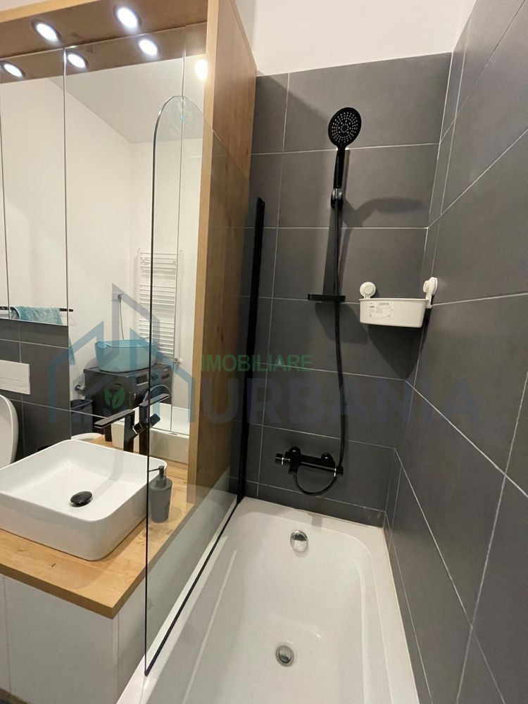 Ofer spre inchiriere apartament cu 3 camere cu loc de parcare - Poză 8