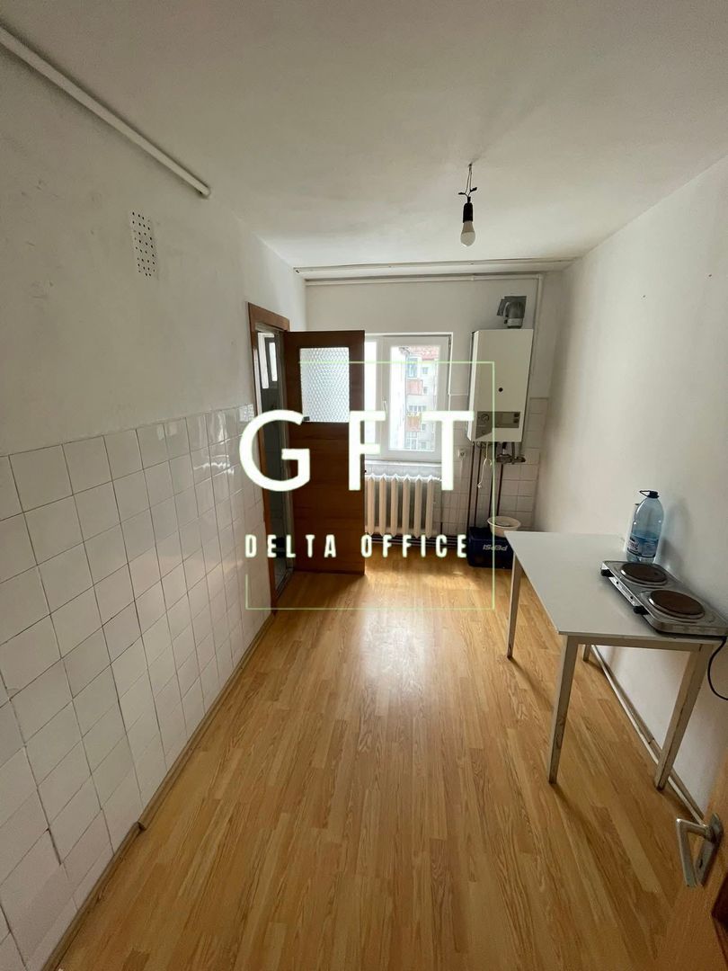 Apartament 3 camere de vânzare  – Str. C R Vivu, zona centrală! - Poză 12