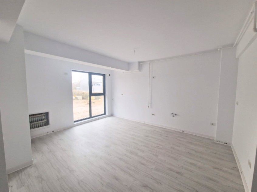 Apartament 3 camere, terasă 31 mp Otopeni central | parcare, comision 0 - Poză 5