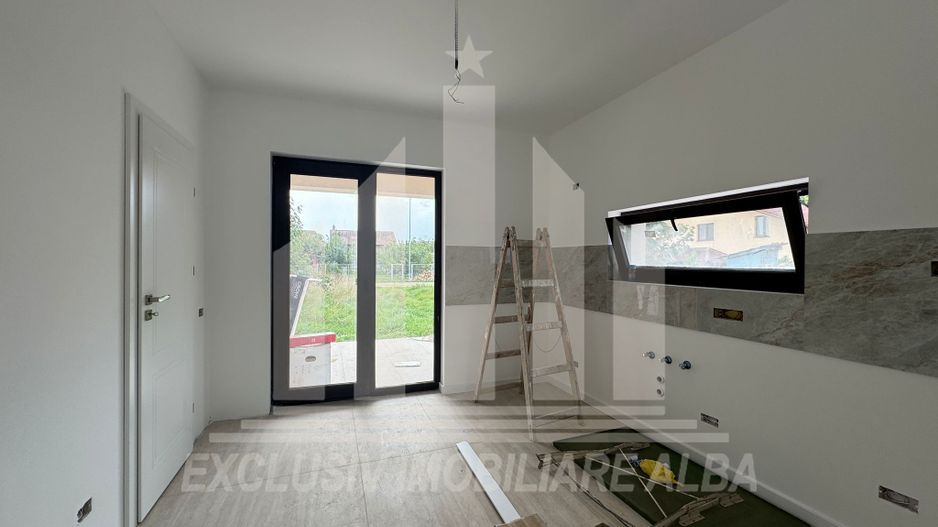 Casa individuala pe un nivel de vanzare, Orizont - Poză 3