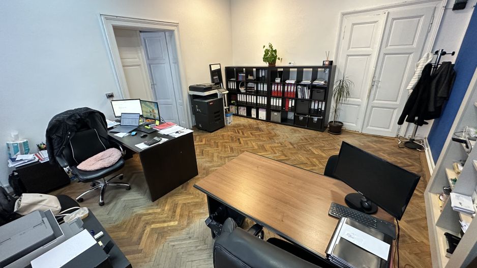 Ultracentral  format din 2 apartamente cu CF separat - Poză 4