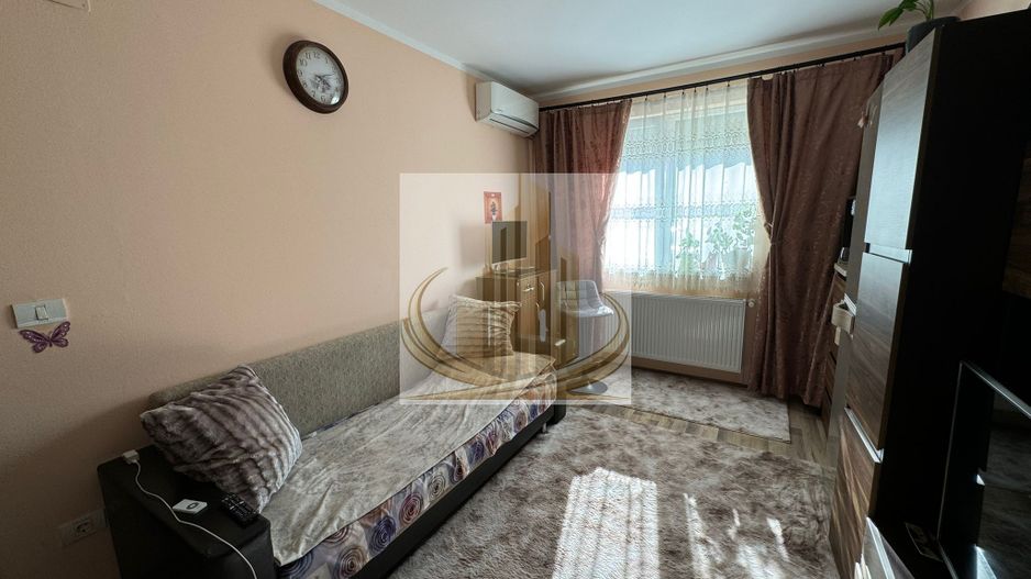 Apartament complet mobilat cu 3 camere în Giroc - Poză 10