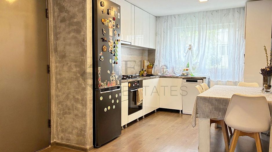 Apartament 3 camere renovat in Rogerius, Oradea | Str. Transilvaniei - Poză 11