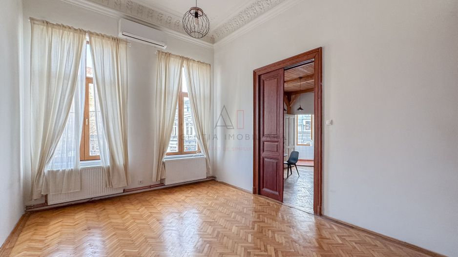 Bijuterie Arhitecturala | Apartament 4 Camere Vila - Poză 1