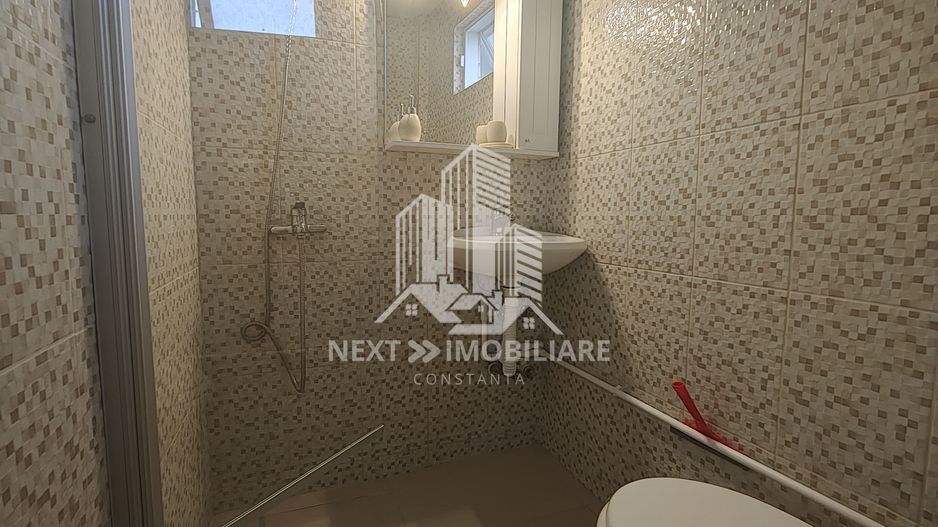 Casa de vacanta Costinesti 17 camere + un aprtament 2 camere - Poză 9