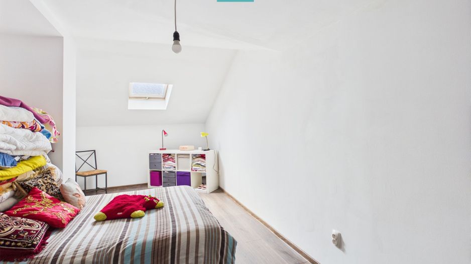 Casă cu 6 camere în zona Central - Poză 19