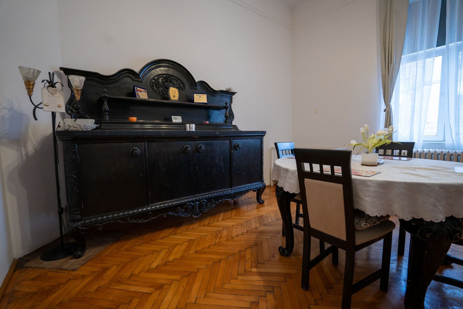 Apartament central de vânzare – la curte comună - Oradea - Poză 5
