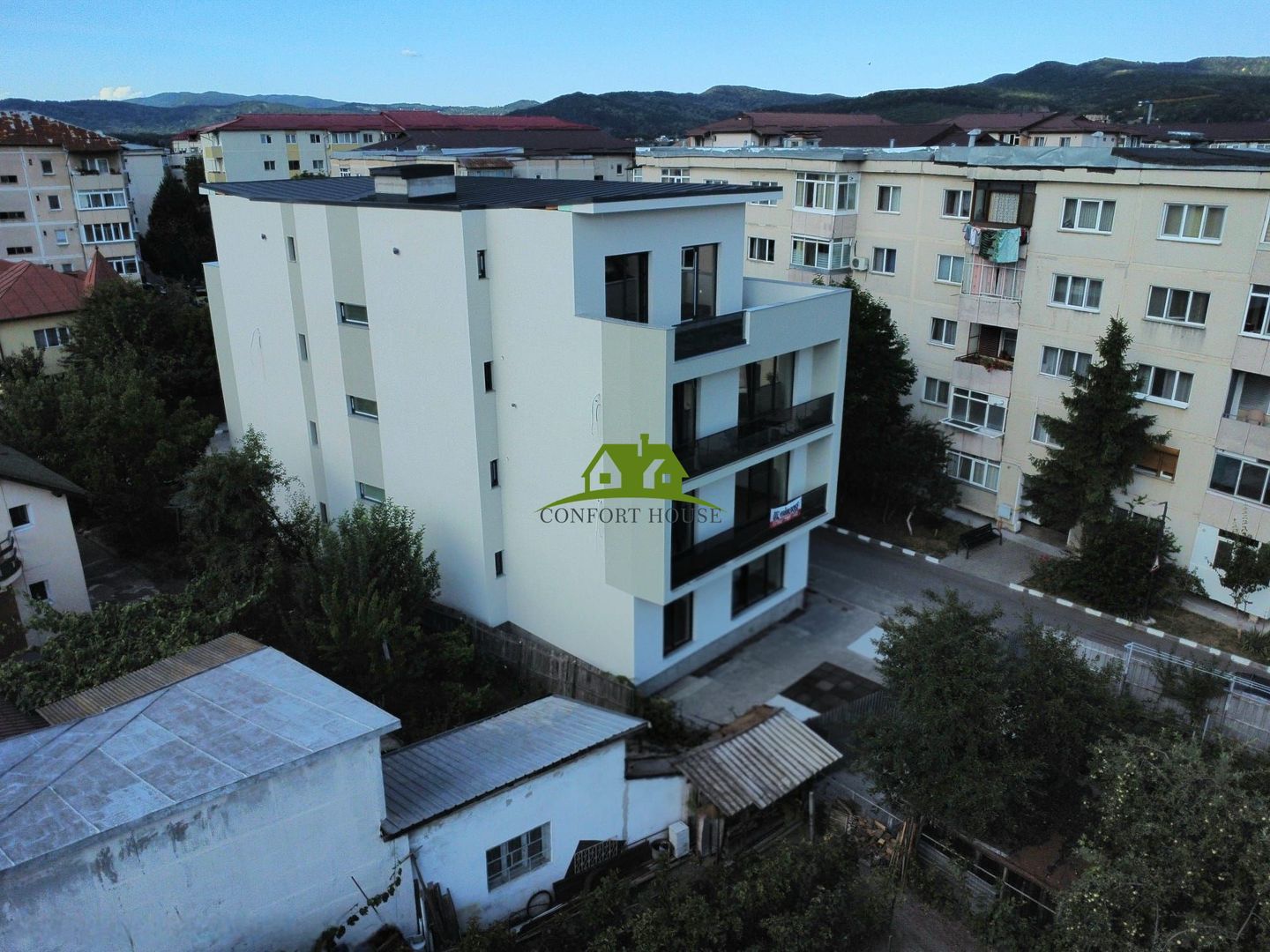 Ap.3 Camere la Etaj 1,Bloc 2026, cartier Traian-Cecilia Storck , Rm.VL - Poză 17