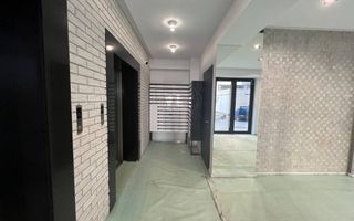 Vânzare, penthouse, 3 camere + living, strada Calea Ieşilor, Sculeni - Poză 18