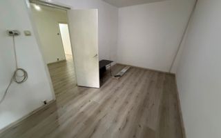 🏠 Oportunitate în Dâmbu : Apartament cu 2 camere la parter cu balcon, - Poză 2