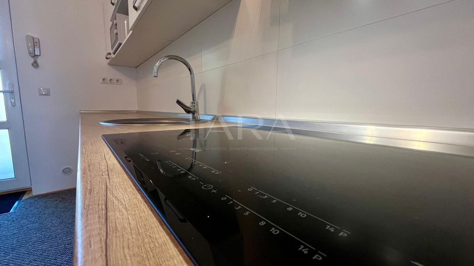 Apartament 2 camere, decomandat, Ultracentral, UMF. - Poză 5