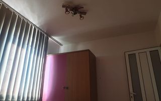 Apartament 2 camere decomandate de închiriat în Podul Roș, lângă Liceul Emil Racoviță - Poză 2