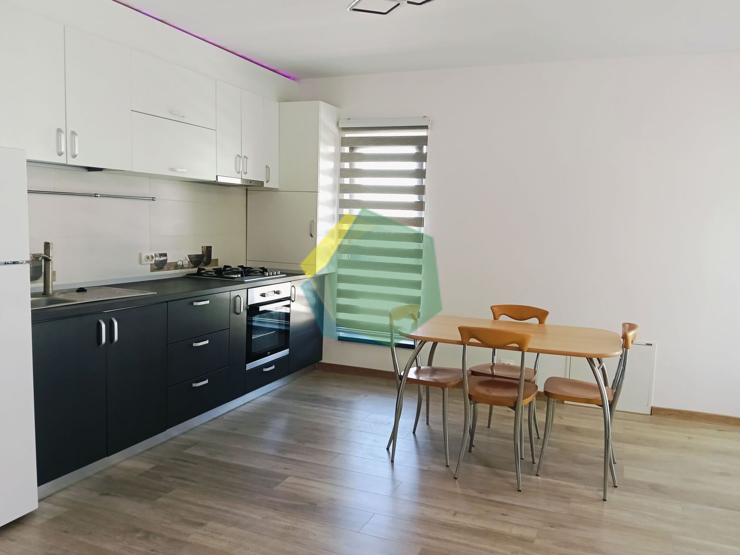 Apartament cu living generos și terasă, disponibil imediat – Otopeni - Poză 5