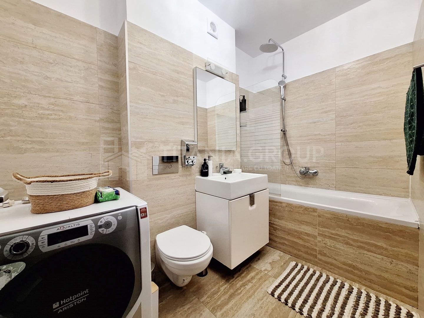 Apartament in centru langa Universitate, cu parcare subterana - Poză 9