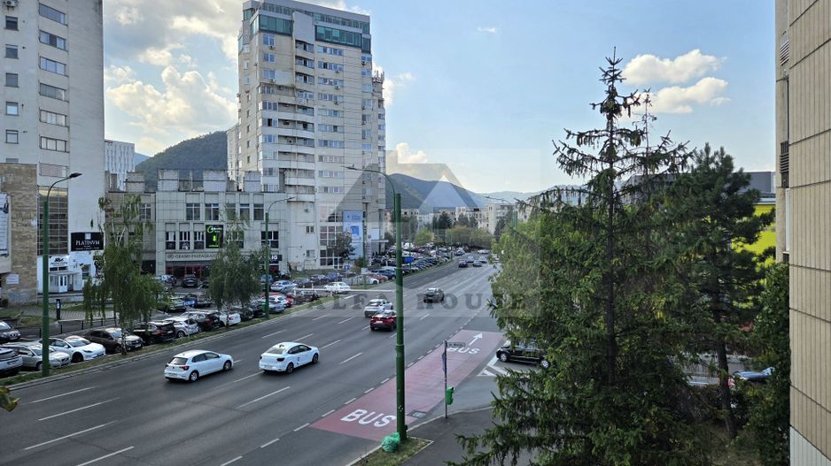 Apartament cu trei camere, Centrul Civic - Mesota - AFI Mall , etaj 2 - Poză 1